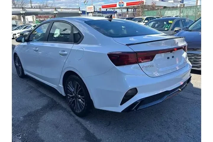 $13995 : Kia Forte 2023 GT-Line 4dr S image 6