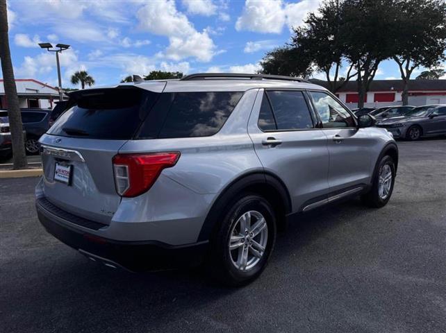 $14100 : Ford Explorer XLT 2017 image 6