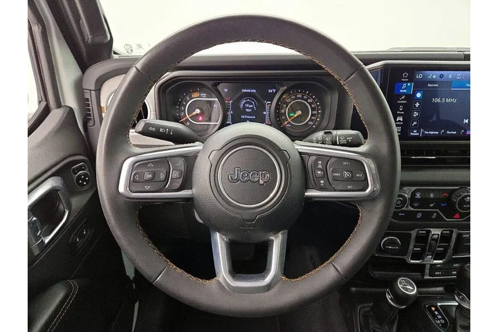 $36998 : Jeep Wrangler 2024 4x4 Sahar image 10