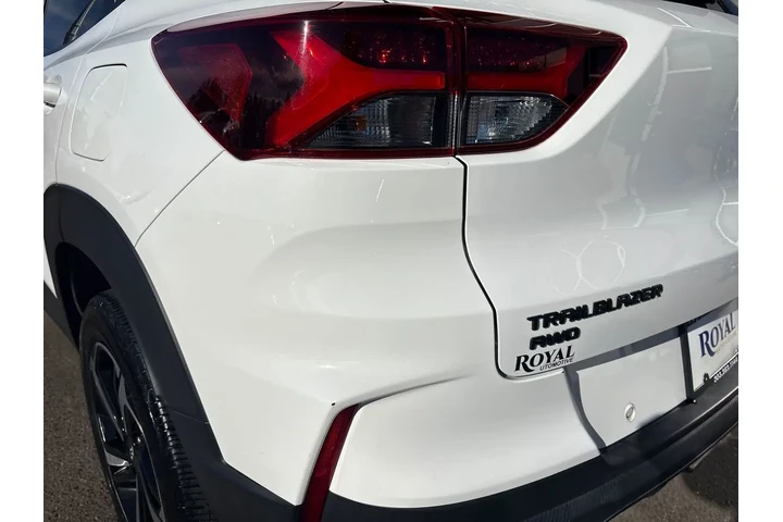 $24995 : 2022 Trailblazer AWD RS image 8