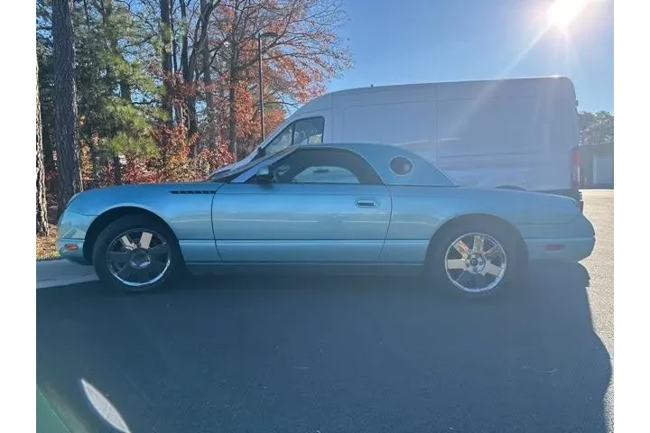 $14325 : Ford Thunderbird 2002 Deluxe image 2