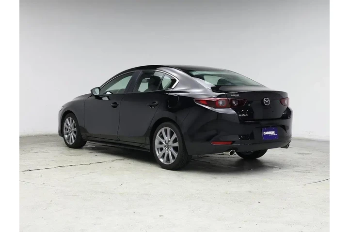 $22998 : Mazda Mazda3 Sedan 2023 2.5 image 2