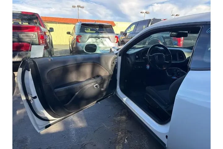 $20060 : Dodge Challenger 2020 SXT 2d image 6