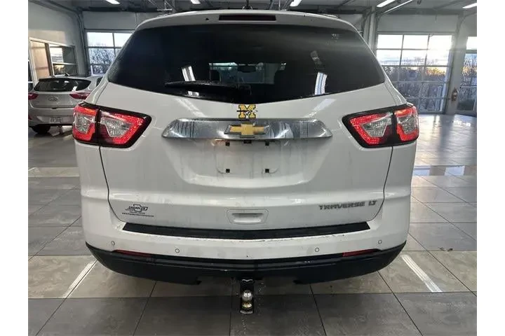$7000 : Chevrolet Traverse 2016 LT 4 image 10