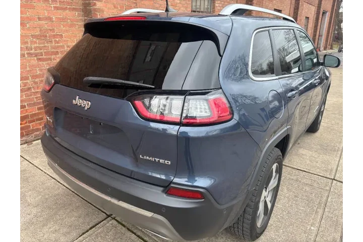 $18000 : 2020 Cherokee Limited image 8