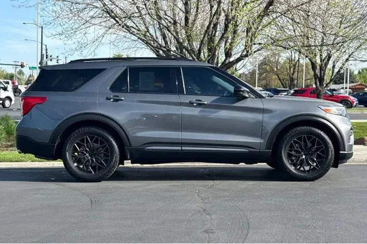 $34995 : Ford Explorer 2023 AWD XLT 4 image 8