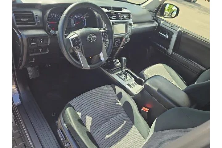 $29995 : Toyota 4Runner 2019 4x4 SR5 image 7