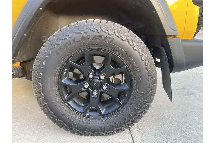 Jeep Wrangler 2021 4x4 Sport image 8