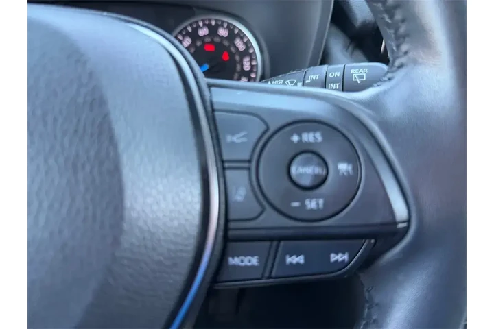 $30000 : Toyota RAV4 Hybrid 2022 AWD image 6