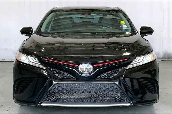 $20553 : Toyota Camry 2020 XSE 4dr Se image 3