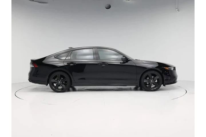 $28998 : Honda Accord Hybrid 2023 Spo image 7