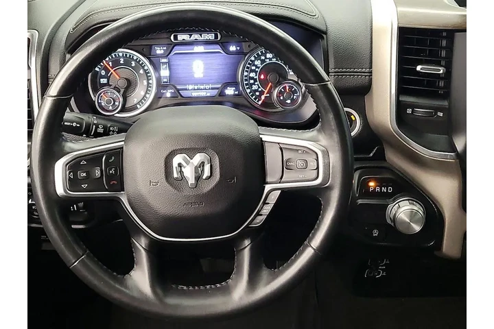 $34998 : Ram 1500 2021 4x2 Laramie 4d image 10