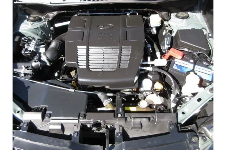 $17439 : Subaru Forester 2019 AWD Bas image 8