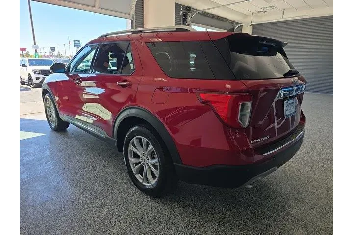 $28999 : Ford Explorer 2021 AWD Limit image 2