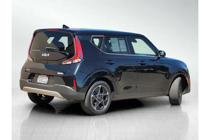 $18658 : Kia Soul 2023 EX 4dr Crossov image 4