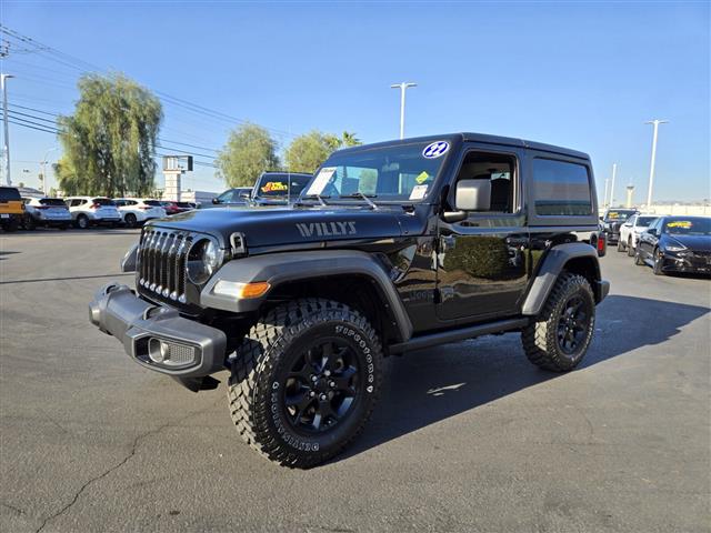 $33143 : Pre-Owned 2022 Wrangler Willys image 2