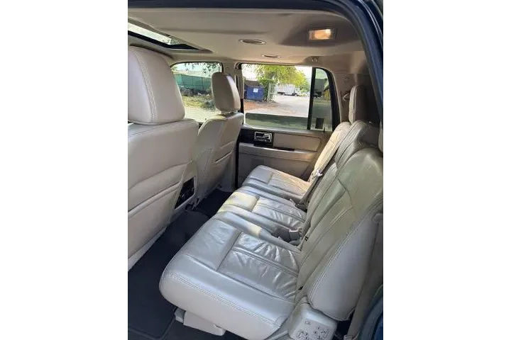 $9590 : Lincoln Navigator L 2017 4x2 image 5