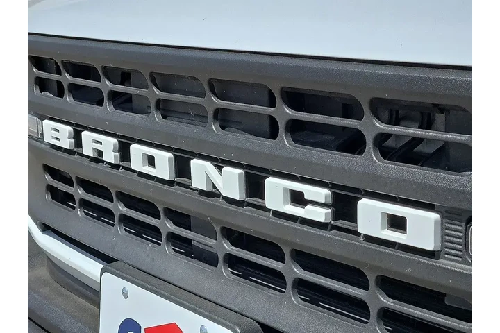 $39995 : Ford Bronco 2025 4x4 Big Ben image 7