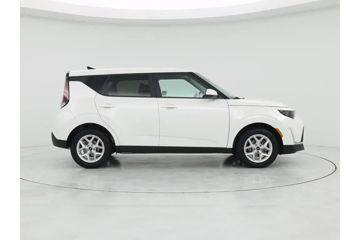 $18998 : Kia Soul 2024 LX 4dr Crossov image 7