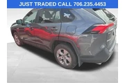 $32203 : Toyota RAV4 2023 XLE 4dr SUV thumbnail