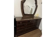 $85 : Muebles para ropa con espejo thumbnail