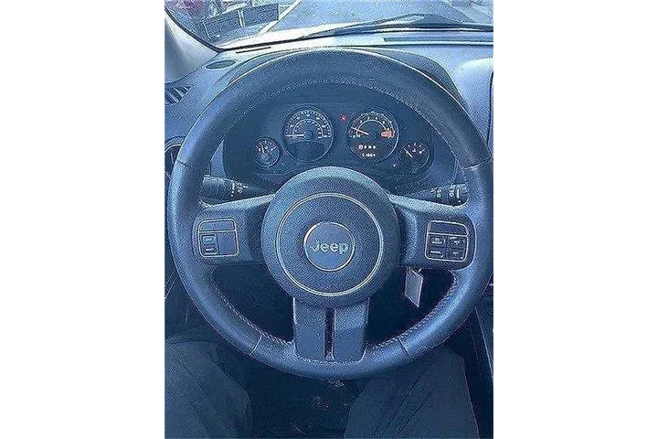 $9854 : Jeep Patriot 2016 4x4 Latitu image 6