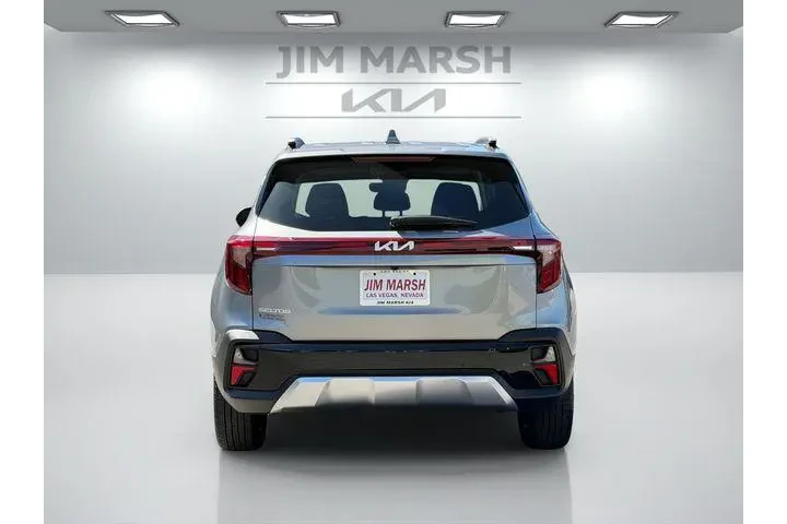 $23388 : Kia Seltos 2024 EX 4dr SUV image 2