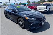 $27299 : 2022 Camry SE Auto (Natl) thumbnail