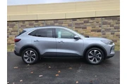 $27150 : Ford Escape 2023 AWD Platinu thumbnail