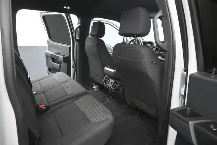 $33984 : Ford F-150 2023 4x2 XL 4dr S image 2