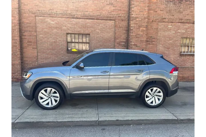 $21500 : 2020 Atlas Cross Sport V6 SE image 4