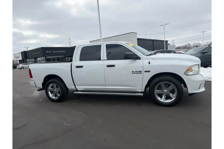 $14980 : Ram 1500 2018 4x2 Express 4d image 5
