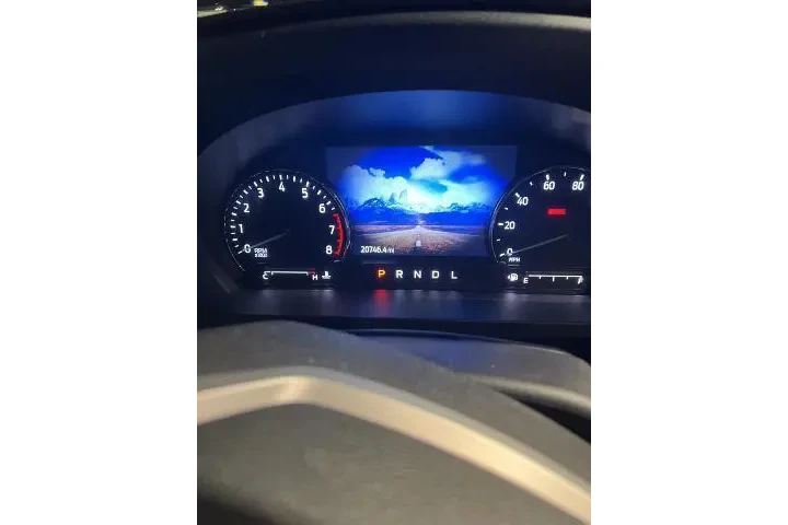 $30498 : Ford Explorer 2022 AWD XLT 4 image 4