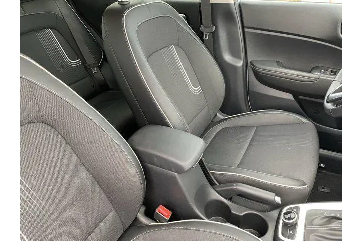 $19574 : Hyundai VENUE 2023 Limited 4 image 10