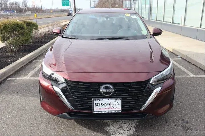 $17316 : Nissan Sentra 2025 SV 4dr Se image 5