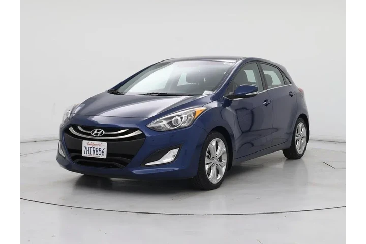 $13599 : Hyundai ELANTRA GT 2014 4dr image 4