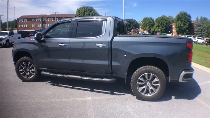 $41700 : PRE-OWNED 2020 CHEVROLET SILV image 6