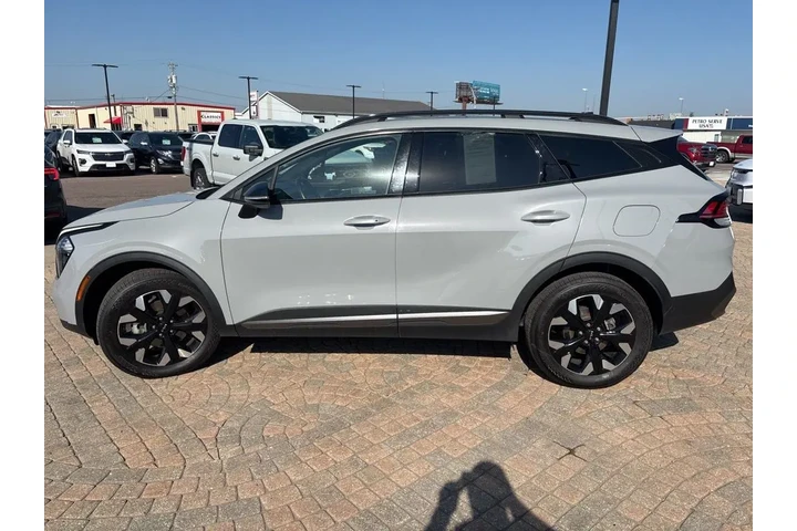 $26997 : 2023 Sportage X-Line image 8