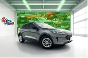 Ford Escape 2022 SE 4dr SUV
