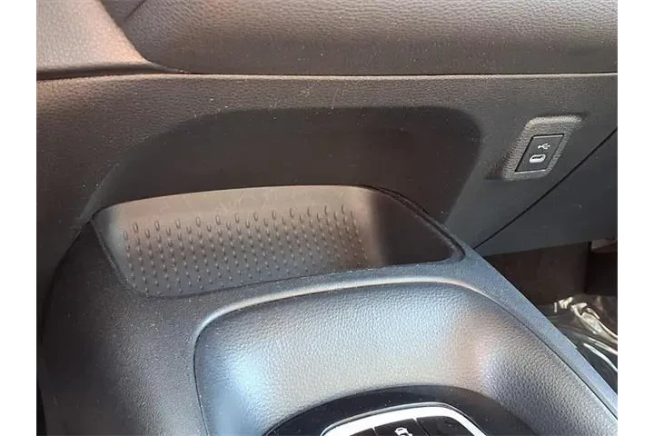 $18870 : Toyota Corolla 2024 LE 4dr S image 10