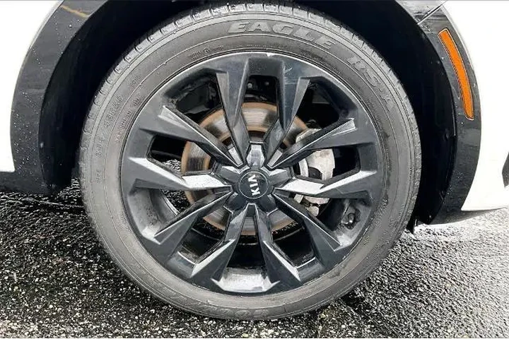 $25369 : Kia Sorento 2021 SX Prestige image 9