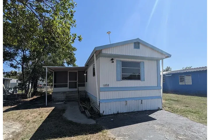 $800 : HOUSE RENT IN AVON PARK FLORID image 10