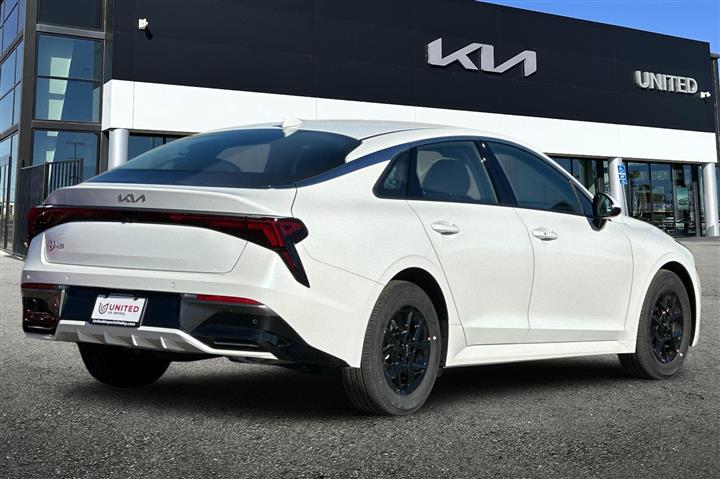 $28825 : New 2025 K5 LXS image 4