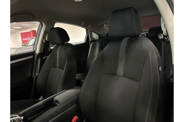 $17953 : Honda Civic 2019 LX 4dr Seda image 5