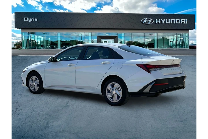 $18747 : Hyundai ELANTRA 2025 SE 4dr image 4