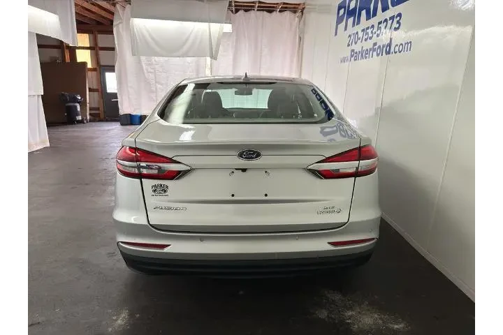 $15285 : Ford Fusion Hybrid 2019 SE 4 image 5