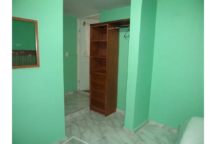 $2800 : RENTO CUARTO AMUEBLADO, TOLUCA image 5