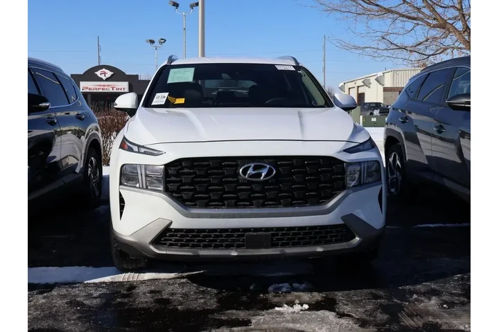 $23992 : Hyundai SANTA FE 2023 SEL 4d image 5