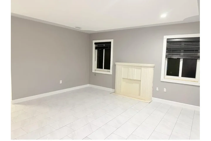 $1700 : 2 baños - Garaje para 1 automó image 1