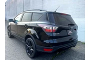 $11484 : 2017 Escape Titanium 4WD thumbnail